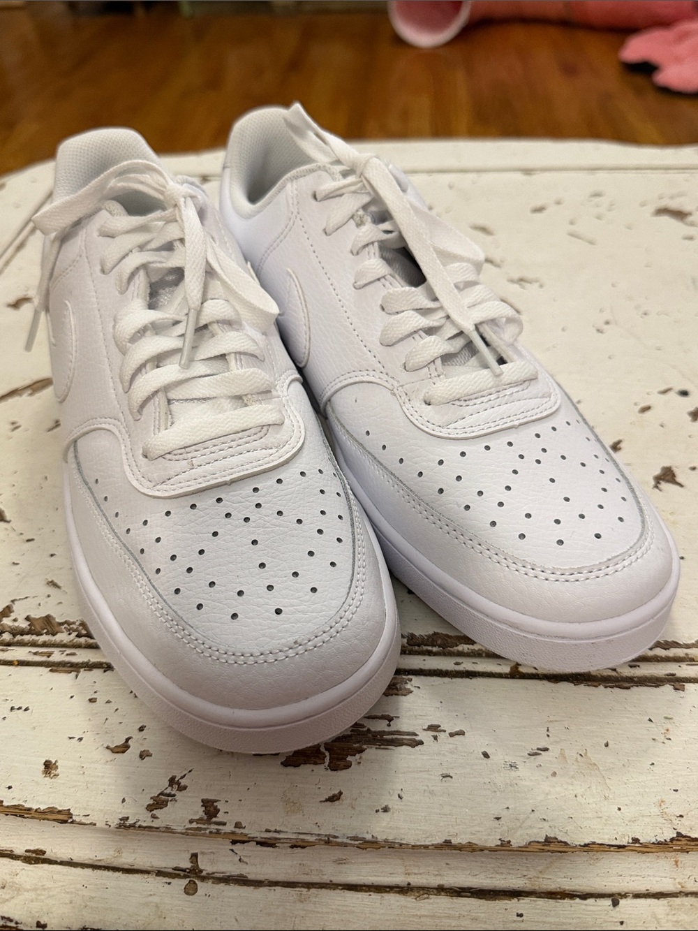 Nike Men’s White Athletic Sneakers